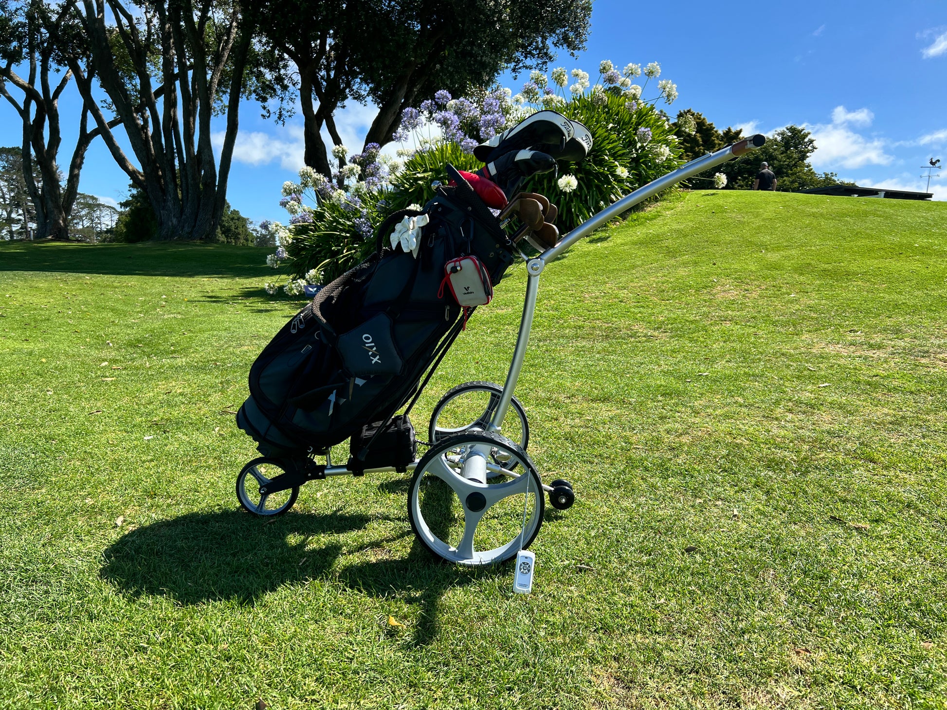 TopCaddy TC01R wireless remote control with 50-metre range